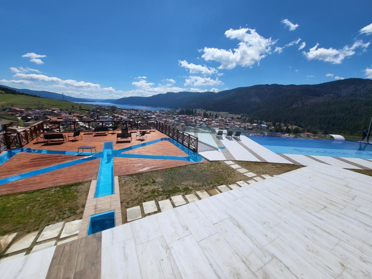 Вилно Селище Paradise View Sarnitsa ภายนอก รูปภาพ